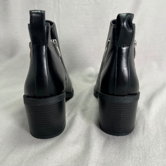 Steve Madden Safira Black Ankle Boots Booties Side Zip Block Heel‎ Round Toe 10 - Picture 6 of 14